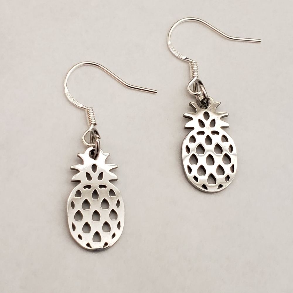 Pineapple Metal Earrings Hypoallergenic NWT